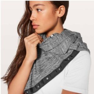 lululemon Vinyasa Scarf, Heathered Grey